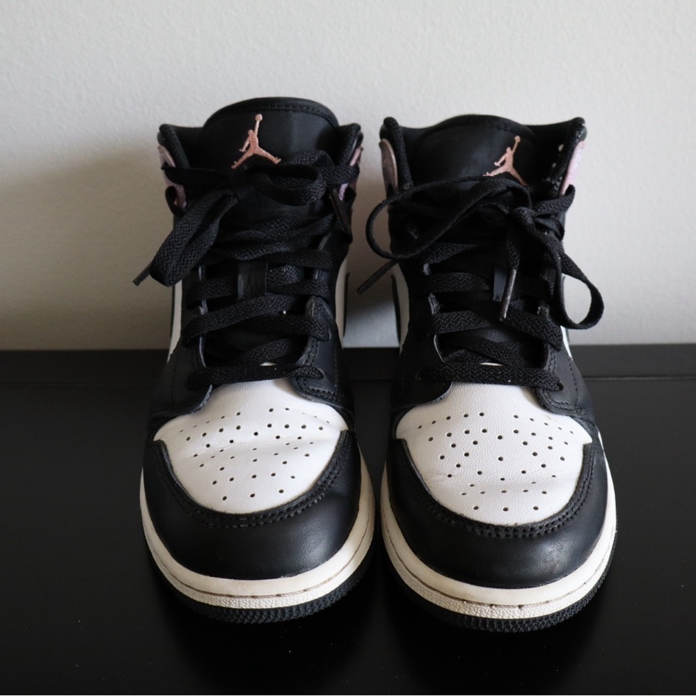 Nike Air Jordan 1 Mid SE “Zen Master” – Size 4.5Y - Picture 2 of 5